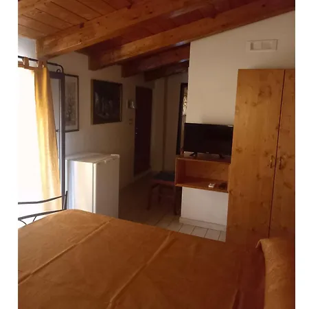 Oda ve Kahvaltı Gradem